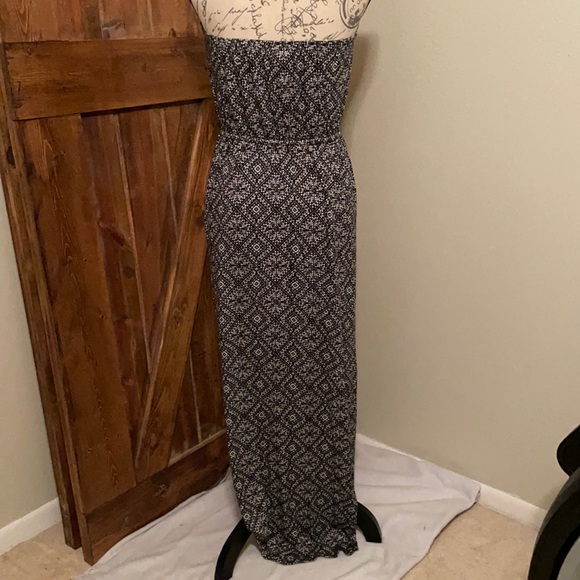 Strapless Maxi Dress - Picture 3 of 6
